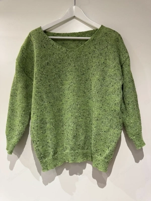 zwei Pullis, auch einzeln