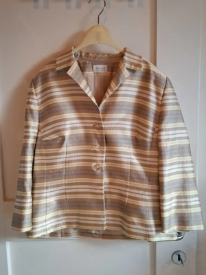 Edles Kostüm aus Wildseide Bild 3