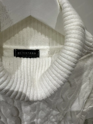 schöner Rollkragenpulli Bild 2