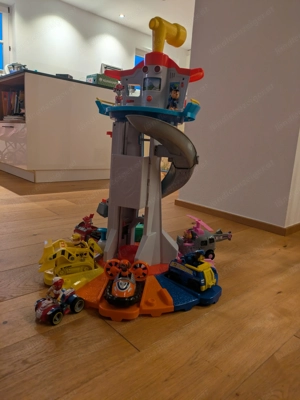 Paw Patrol Zentrale groß inkl. Fahrzeuge Bild 2