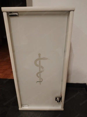 Medikamentenschrank 