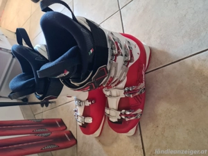 Atomic-ski mit stock und schuhe Bild 4