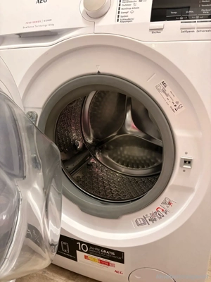 AEG Kombi Waschtrockner Bild 5