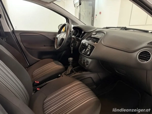 Fiat Punto NUR 31.000KM 1.Besitz Bild 4