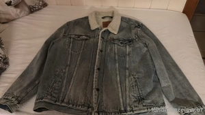 Jeans Jacke mit Pelzinnenfutter