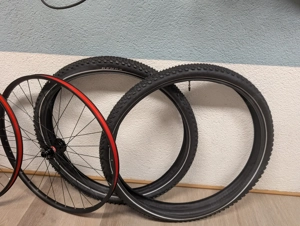 Novatec Laufradsatz 29" mit Kenda Reifen Bild 2