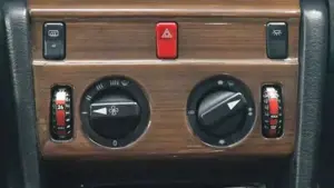 Mercedes-Benz E 300 Bild 19