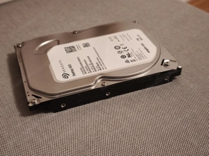 3.5  Festplatte Seagate Desktop HDD 1TB SATA  Bild 5