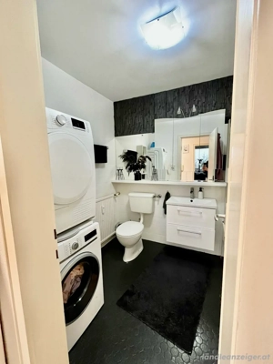 Helle 2-Zimmer Wohnung mit Balkon und Aufzug. Bild 9