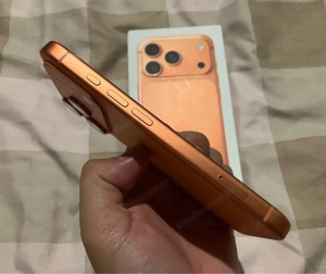 Apple Iphone 17 pro in silver or orange beide brand neu mit 1TB storage. für alle sim netze offen Bild 8