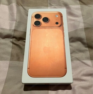 Apple Iphone 17 pro in silver or orange beide brand neu mit 1TB storage. für alle sim netze offen Bild 4