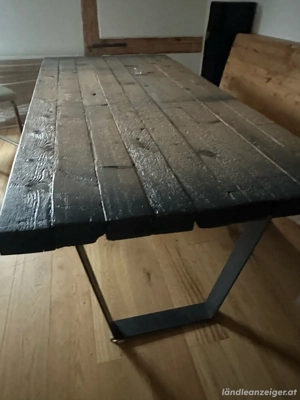 rustikaler Esstisch Bild 2