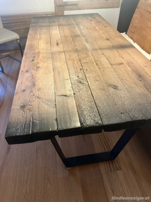 rustikaler Esstisch Bild 3