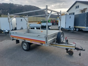 Anhänger Gebremst 1300kg