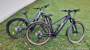 CUBE 2x E-Bikes wenig km 