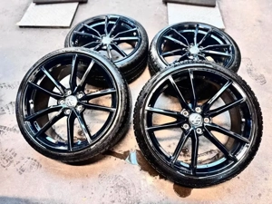 Original VW Golf 19" Pretoria Felgen + Continental Winterreifen   Top