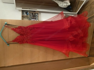 Maturaballkleid mit Spitze und Tüll Bild 2