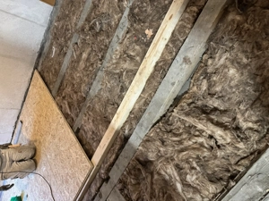 Altbausanierung, Verputzarbeiten, Malerarbeiten, Abbrucharbeiten,... Bild 5