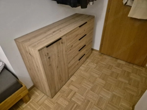 Kommode in Eichenfarbe Bild 2