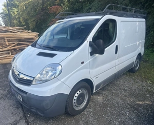 Opel Vivaro 2012 Bild 4