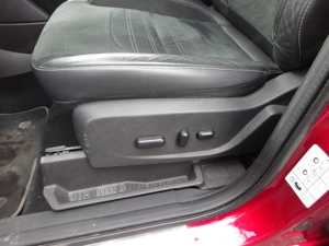 Ford Kuga 2.0 TDCi  ST -Line Allrad  Automatic Bild 8