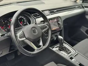 VW Passat Bild 14