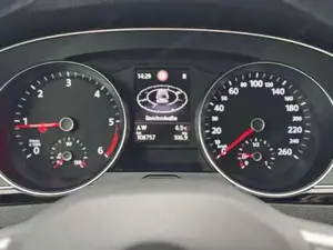 VW Passat Bild 13
