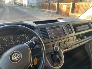 VW T6 Kastenwagen Diesel KR 2,0 TDI BMT Bild 2