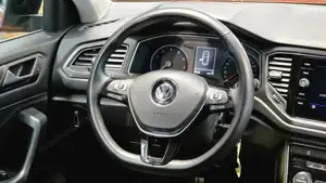Volkswagen T-Roc Bild 18