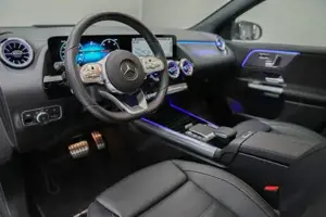 Mercedes-Benz EQA 350 4MATIC Navi Leder ACC PDC SpurH Pano HUD Bild 6