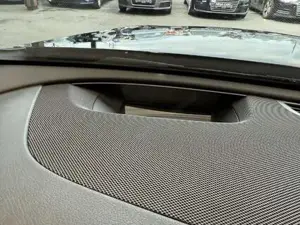 Mercedes-Benz E 300 Bild 15