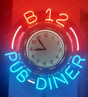 Wanduhr  Einzelstück Bild 4