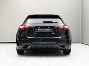 Mercedes-Benz A 180 d Kompaktlimousine W-Paket Night Navi Sport Bild 3