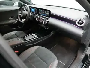 Mercedes-Benz A 180 d Kompaktlimousine W-Paket Night Navi Sport Bild 7