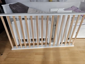 Gitterbett weiss inkl. Matratze, Himmel und Seitenpolster Bild 5