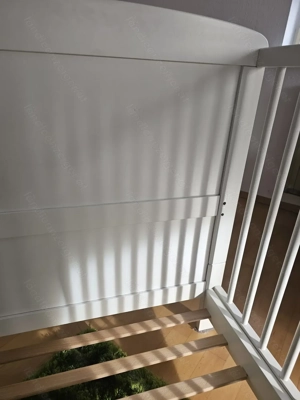 Gitterbett weiss inkl. Matratze, Himmel und Seitenpolster Bild 3