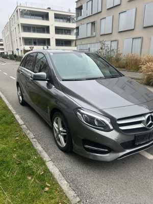 Mercedes Benz B 200 d Bild 6