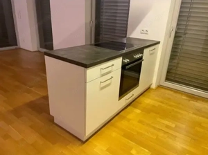 Küche mit alle Geräte  Bild 5