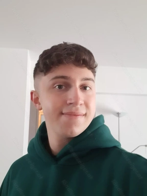 Suche Frau die Lust hat einen Jungen zu entjungfern  Bild 2