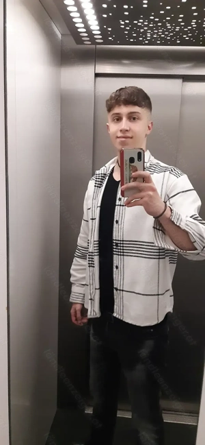 Suche Frau die Lust hat einen Jungen zu entjungfern  Bild 3