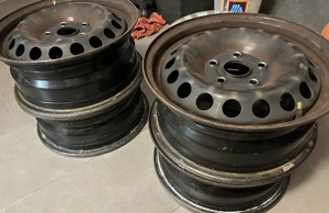 Original WV Felgen Radkappen  Bild 2