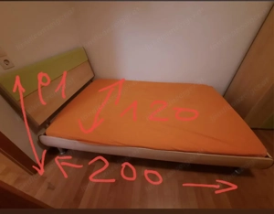 Bett komplett mit angenehmer Größer 