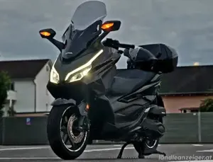 Honda Forza 350   Sehr gepflegt  Bild 3