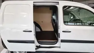 Mercedes-Benz  Bild 14