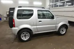 Suzuki Jimny Bild 16