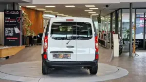 Mercedes-Benz  Bild 7