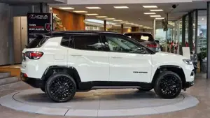 Jeep Compass Bild 9