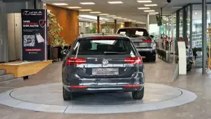 Volkswagen Passat Bild 6