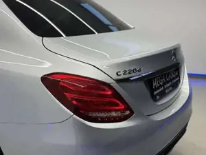 Mercedes-Benz C 220 Bild 10