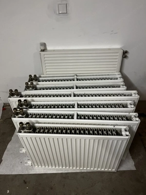 Heizkörper in verschiedenen Größen Bild 3